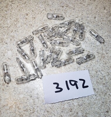 Lot of (25) New! JKL18 14V 40mA Wedge Base Lamp T-1 3/4
