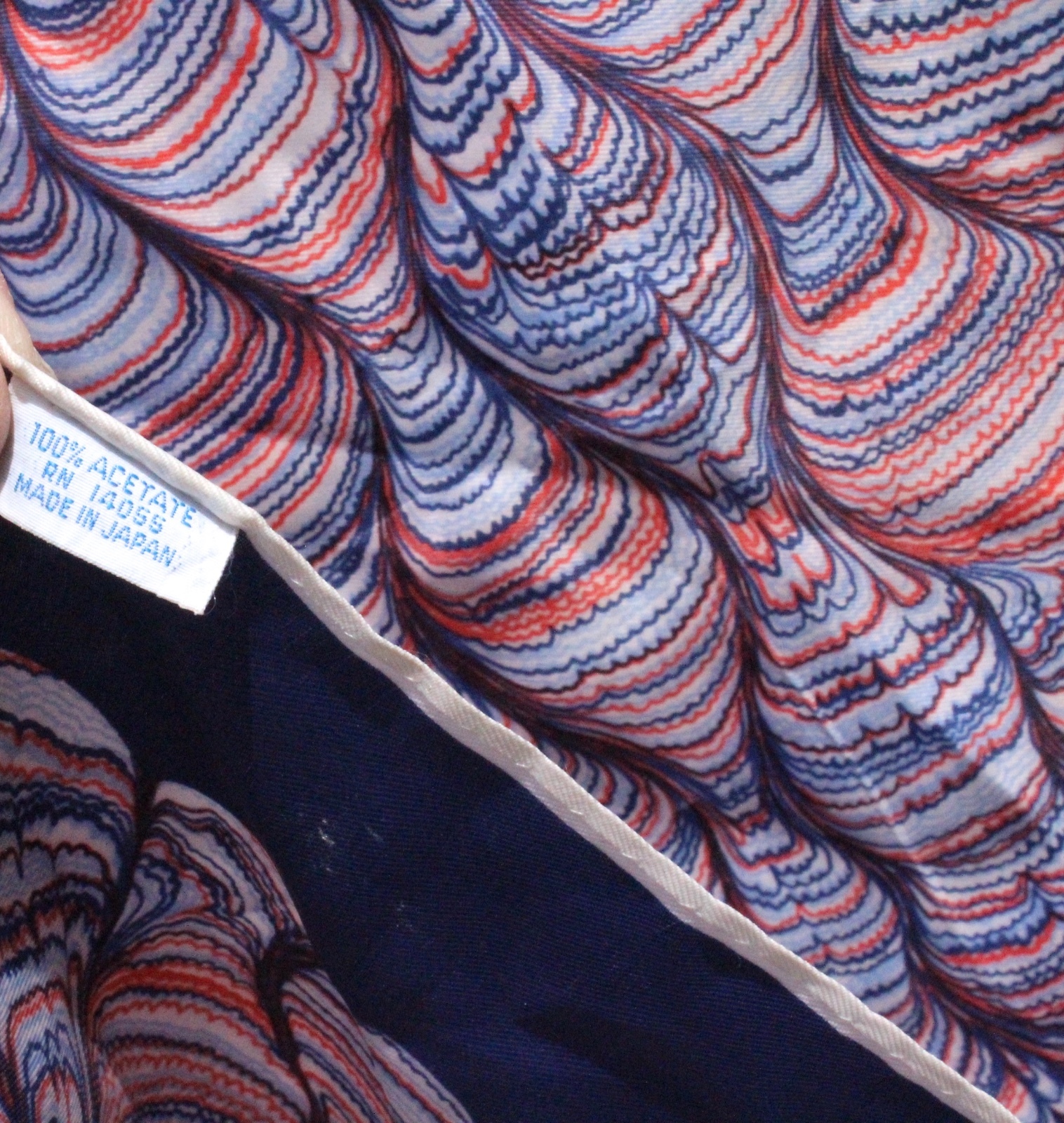 Acetate Scarf Shell Swirl Design Made in Japan Vintage 25.5