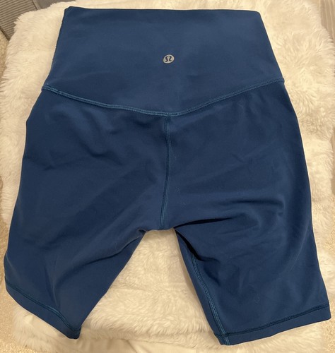 タグ付き新品　lululemon In Movement Short 2 Lululemon Wunder Short *Full-On Luon 2