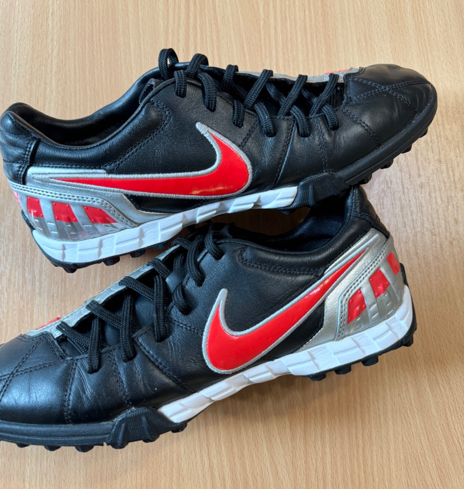 Nike Total 90 Shoot III TF Turf T90 2010 Leather Football