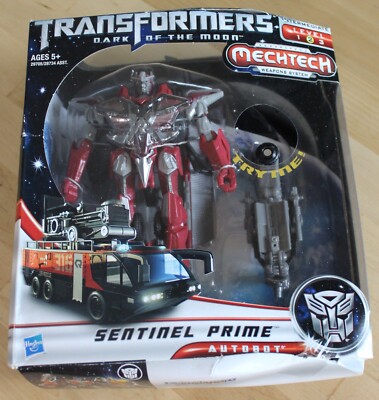 DAMAGED BOX/SEALED/FIGURE NEW Transformers Dark of the Moon Sentinel Prime 2011
