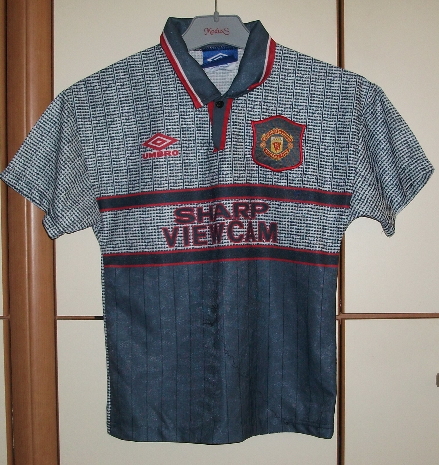 Manchester United 1995 - 1996 Away football shirt jersey