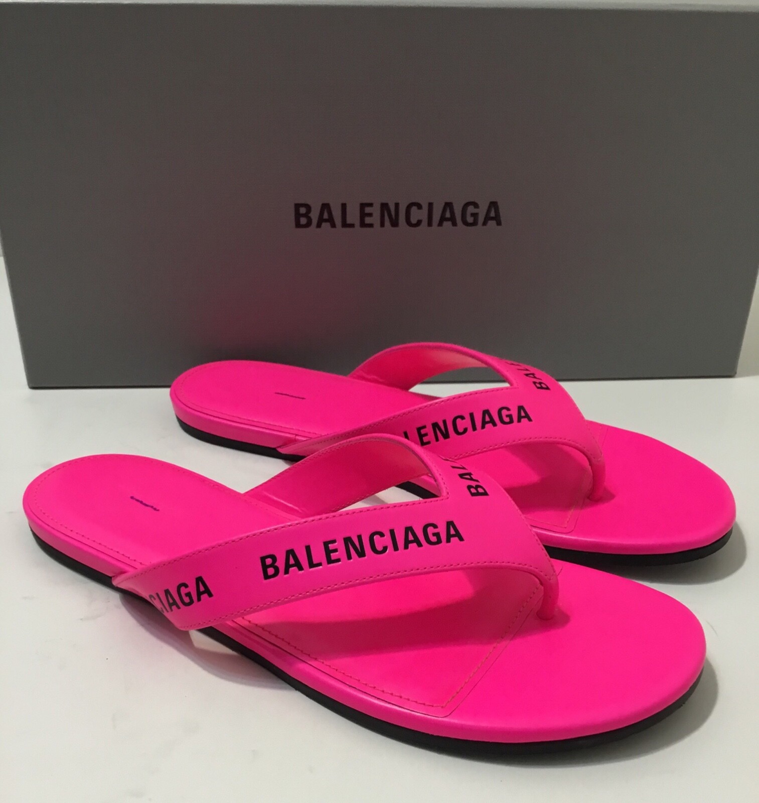 Balenciaga Pink Black Leather Logo Thong Slide Slip Sandal Balenciaga Pink Black Leather Logo Thong Slide Slip Sandal