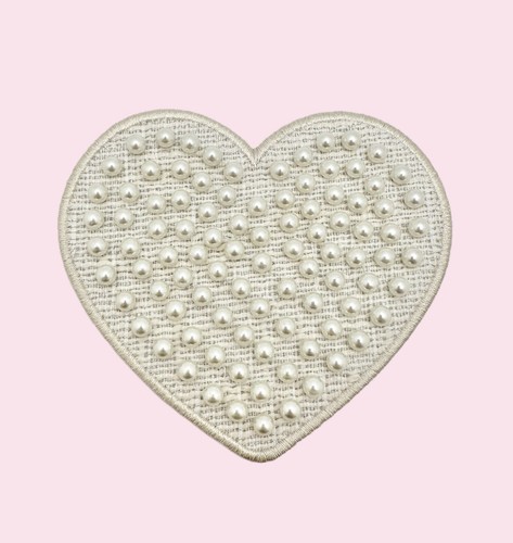 【GRAVER】Heartsmile Embroidery Clip Shot Padding GRAVER】Heartsmile Embroidery Clip Shot Padding (GRAVER