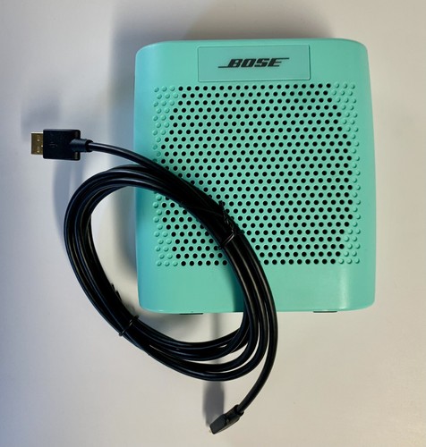 W938 BOSE 415859 SoundLink Color ブラック ワイヤレススピーカー スピーカー Bluetooth : Bose SoundLink Color Bluetooth Speaker (Black