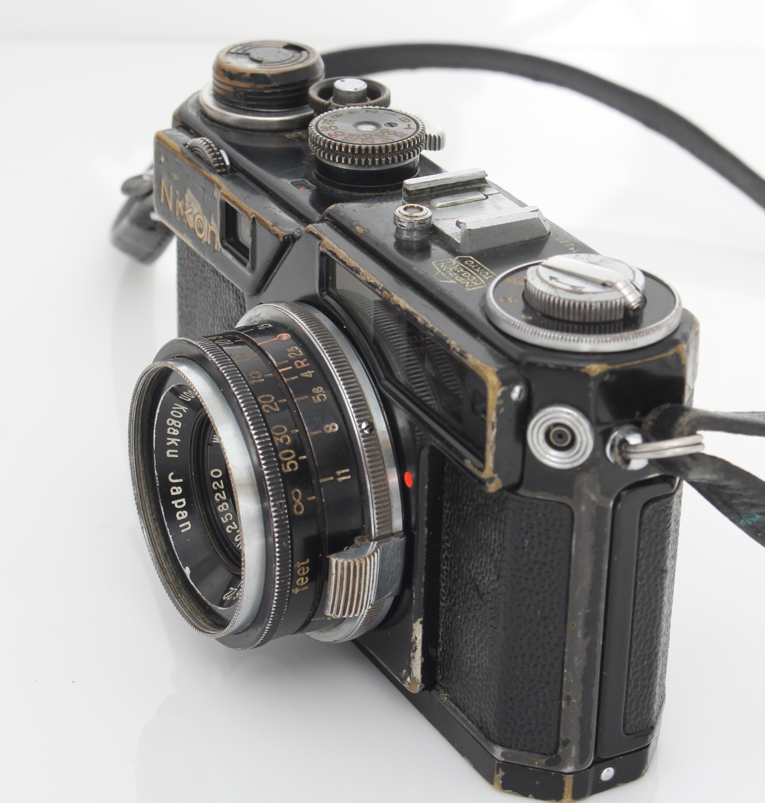Nikon SP Black Paint Rangefinder /w 3.5cm 2.5 black lens - RARE early