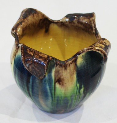 Peters and Reed Brown Standard Glaze pot teapot shape with handle