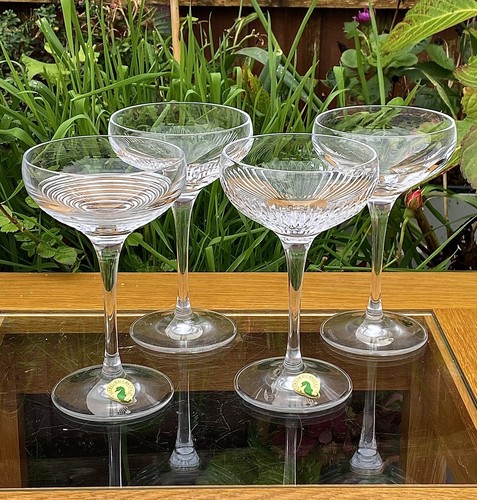 ウォーターフォード　クリスタル　ナイフ&フォーク Amazon | WaterfordクリスタルCarving Knife and Fork Set