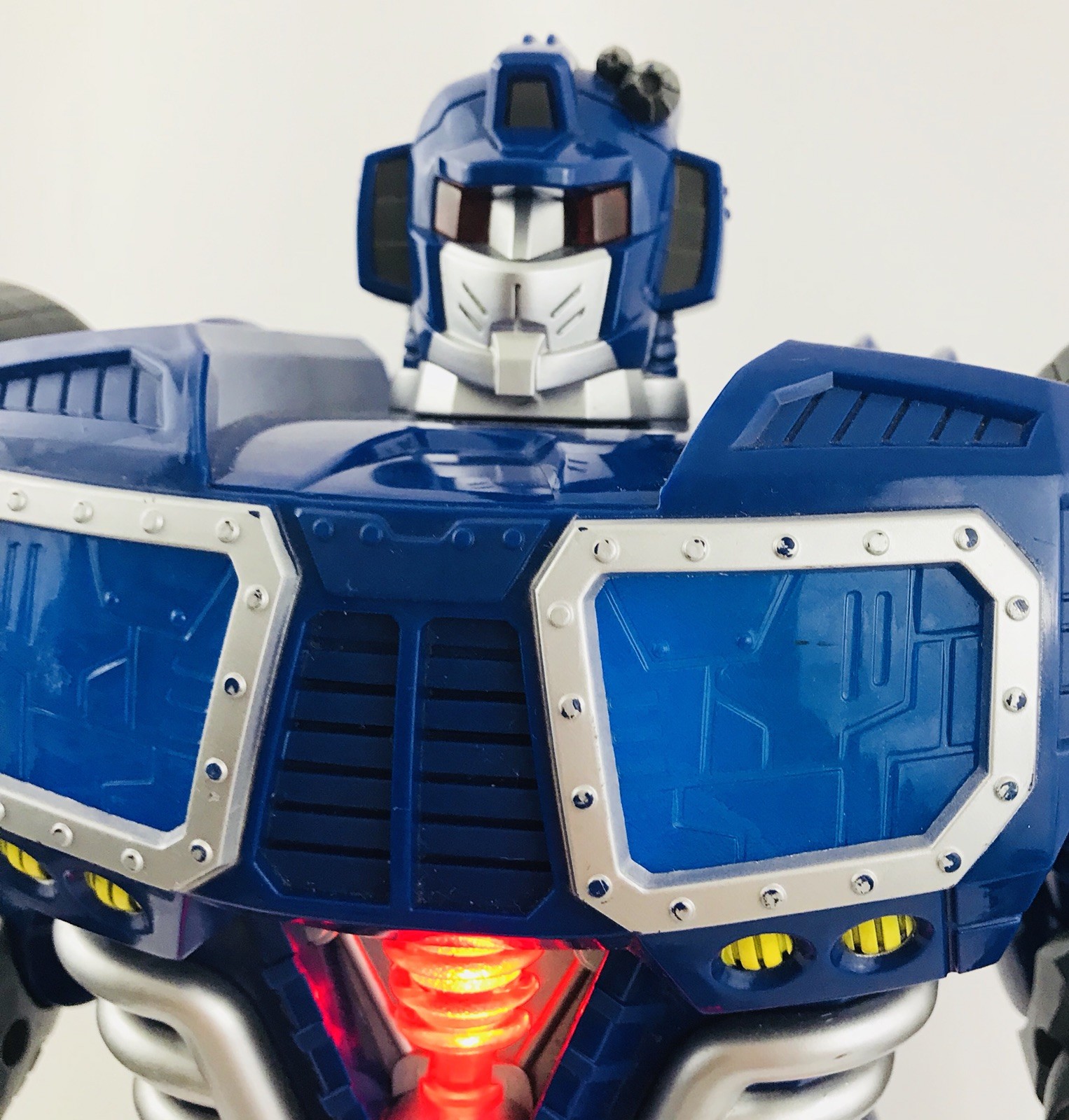 Transformers 2012 HAPPY KID TOY GROUP TALKING 14