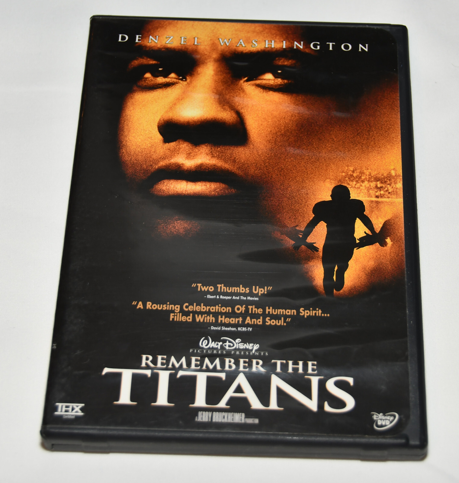 Used Disney's Remember the Titans DVD Denzel Washington Ryan