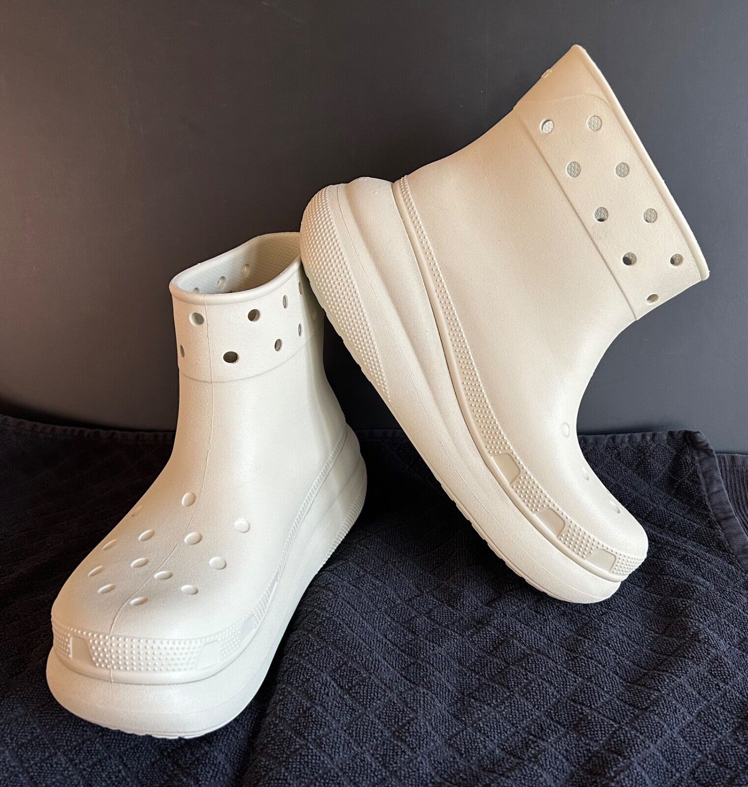 CROCS Crush Rain Boots UNISEX Mens 9/Womens 11 Platform Bone CROCS Crush Rain Boots UNISEX Mens 9/Womens 11 Platform Bone