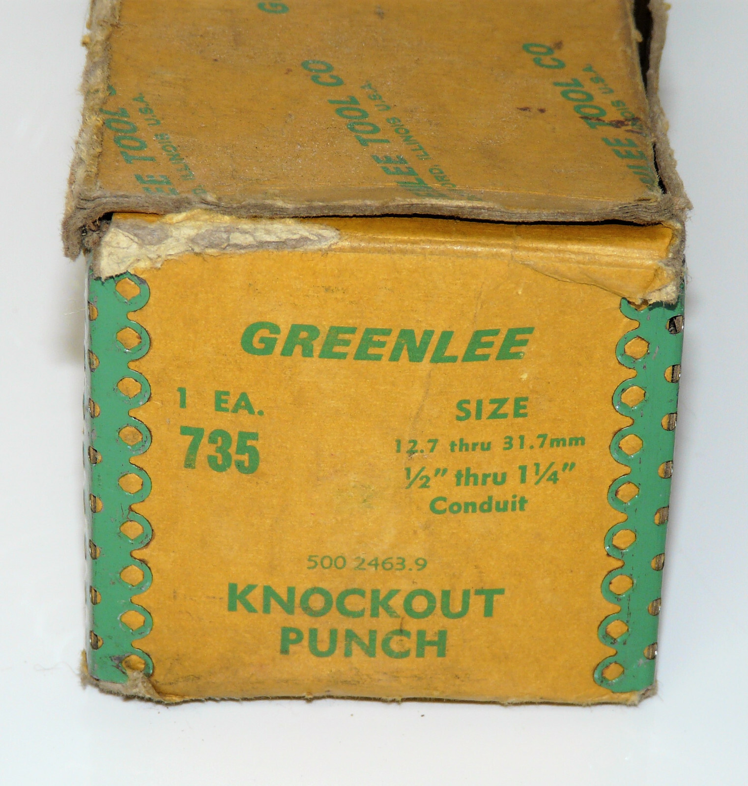 Vintage Greenlee No. 735 Conduit Knockout Punch Set w/Leather Case in Box INV