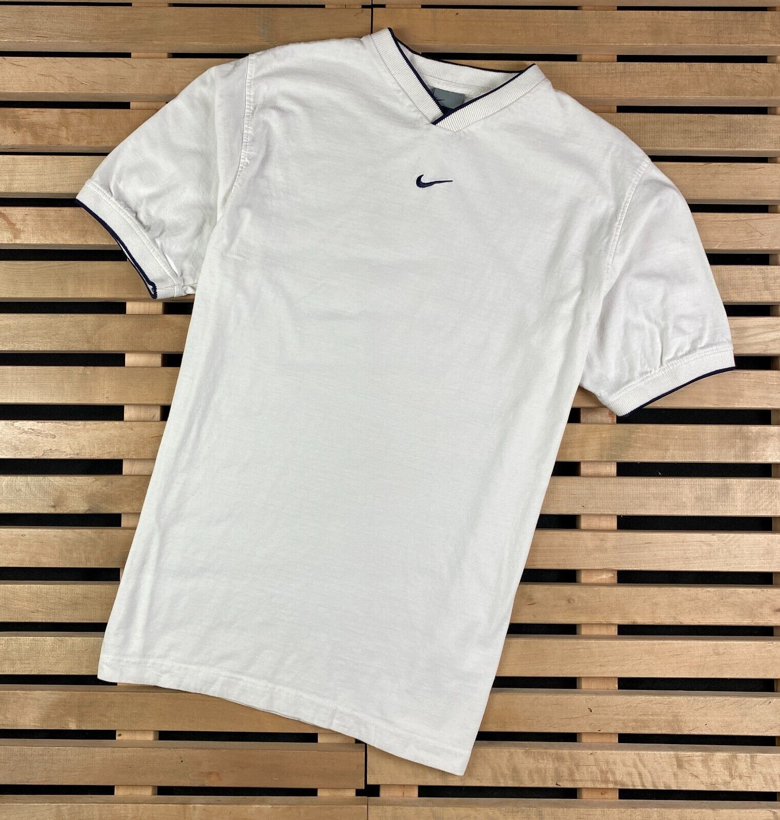 Men's T-Shirt Nike Vintage Center Logo Size S | eBay Men's T-Shirt Nike Vintage Center Logo Size S | eBay