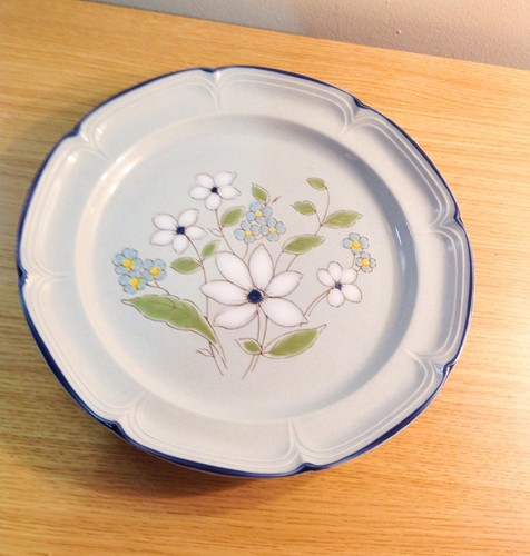 Finesse Stoneware Serving Platter in Jennifer Pattern (white & blue flowers)