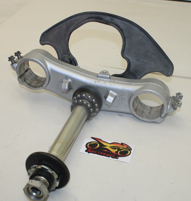 その他 440 06-07 HONDA CBR1000RR 1000 RR FRONT FORKS CLAMP LOWER TRIPLE TREE