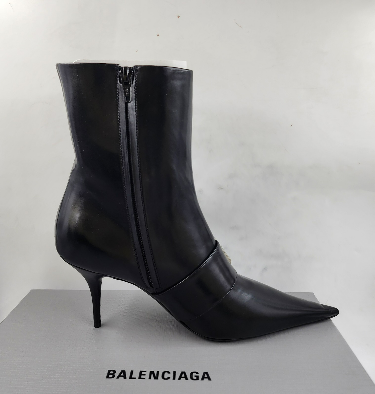 Balenciaga Knife Belted M80 Booties Women's 41/11US Black
