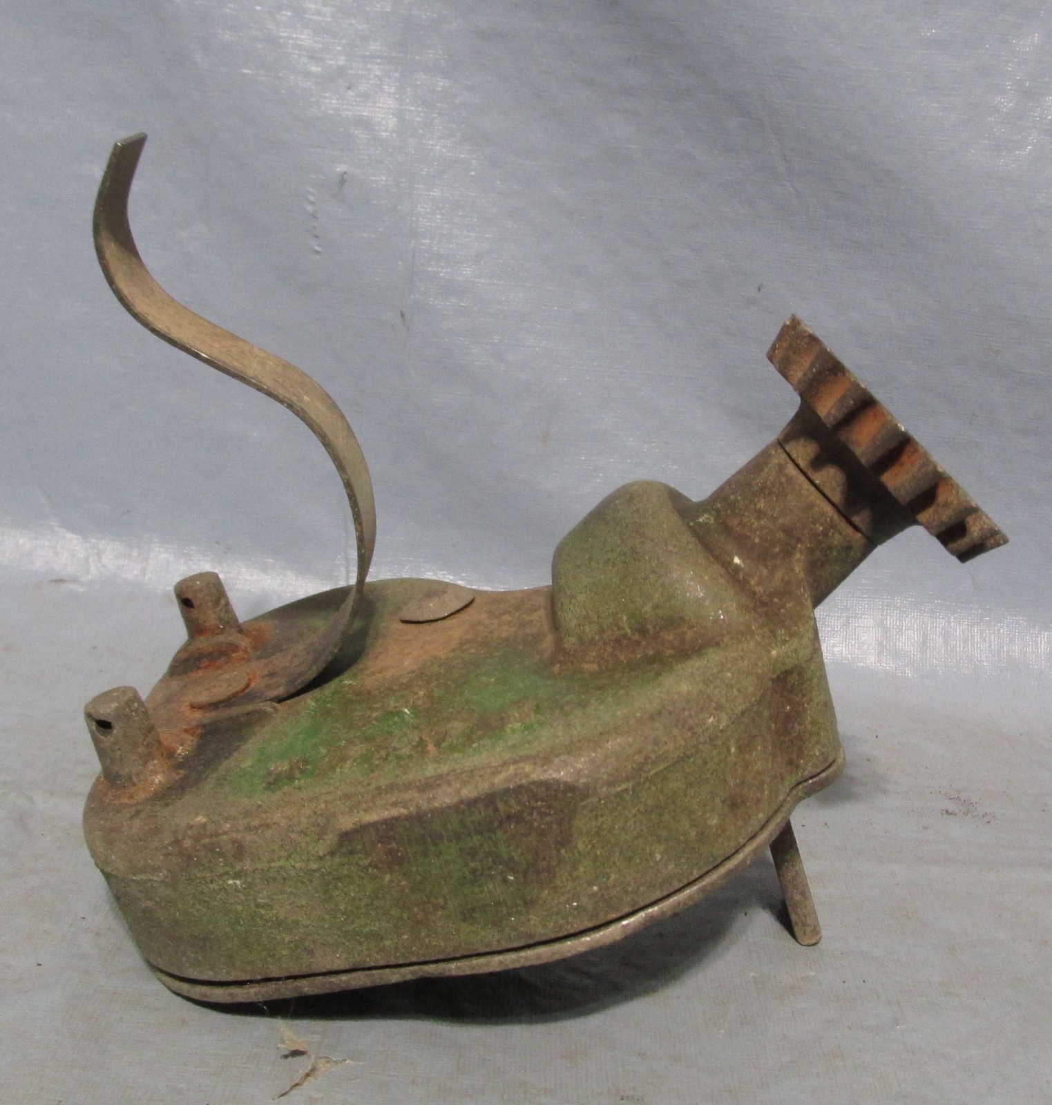 Vintage Industrial Machine Age Steel/Cast Planter Gear Steampunk Art Lamp Part