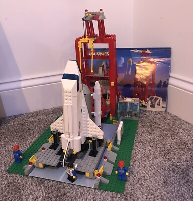 Vintage 1995 LEGO System 6339 Shuttle Launch Pad Set