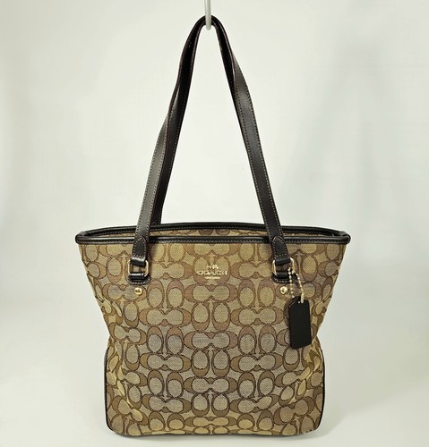 バッグ Coach Embossed Leather Signature Handbag COACH Patent Leather Embossed Shoulder GRAY Bag # F17729