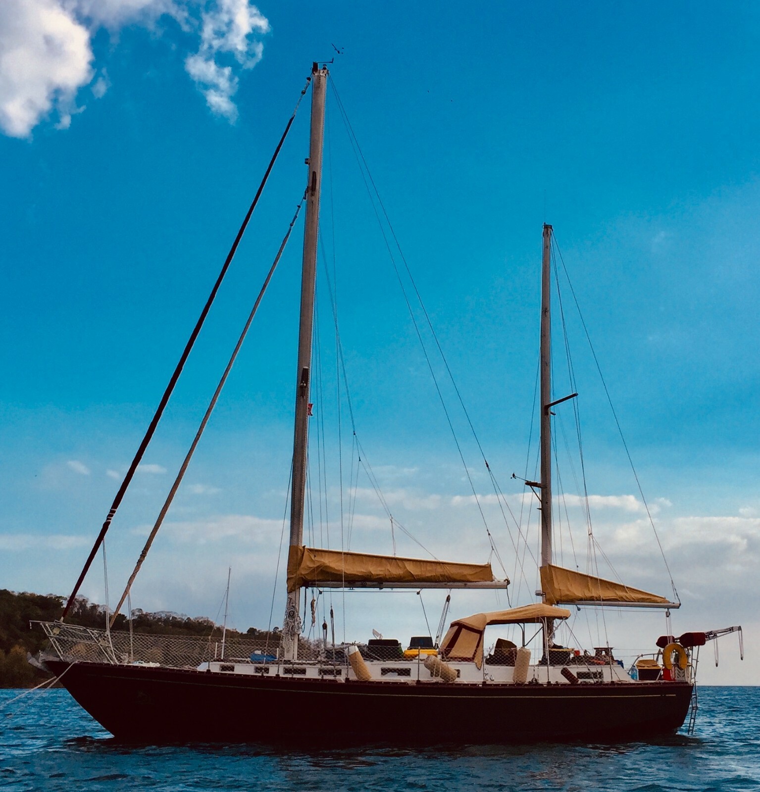 Steel Hull Sailboat 43' cc ketch