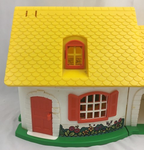 Vintage Weeble Wobbles Cottage House Toy Furniture Lot 1975 Hasbro Bed TV Chairs