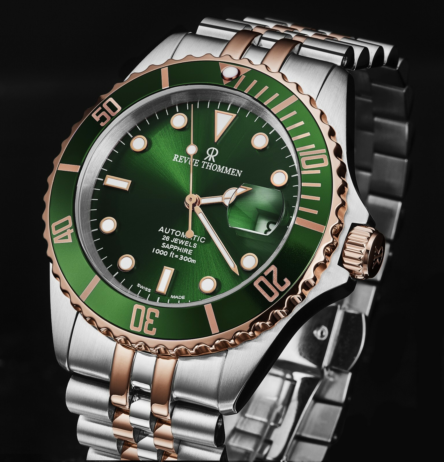 Pre-owned Revue Thommen Men's Diver Green Dial Two Tone Automatic Watch 17571.2254