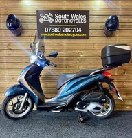 Piaggio Medley 125cc (ABS) / 2022 (71) model / just 9584 miles 