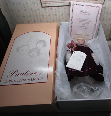 Rare Pauline Bjonness-Jacobsen 12'' Porcelain Doll 'Hallie' COA 946/950 W/ Box