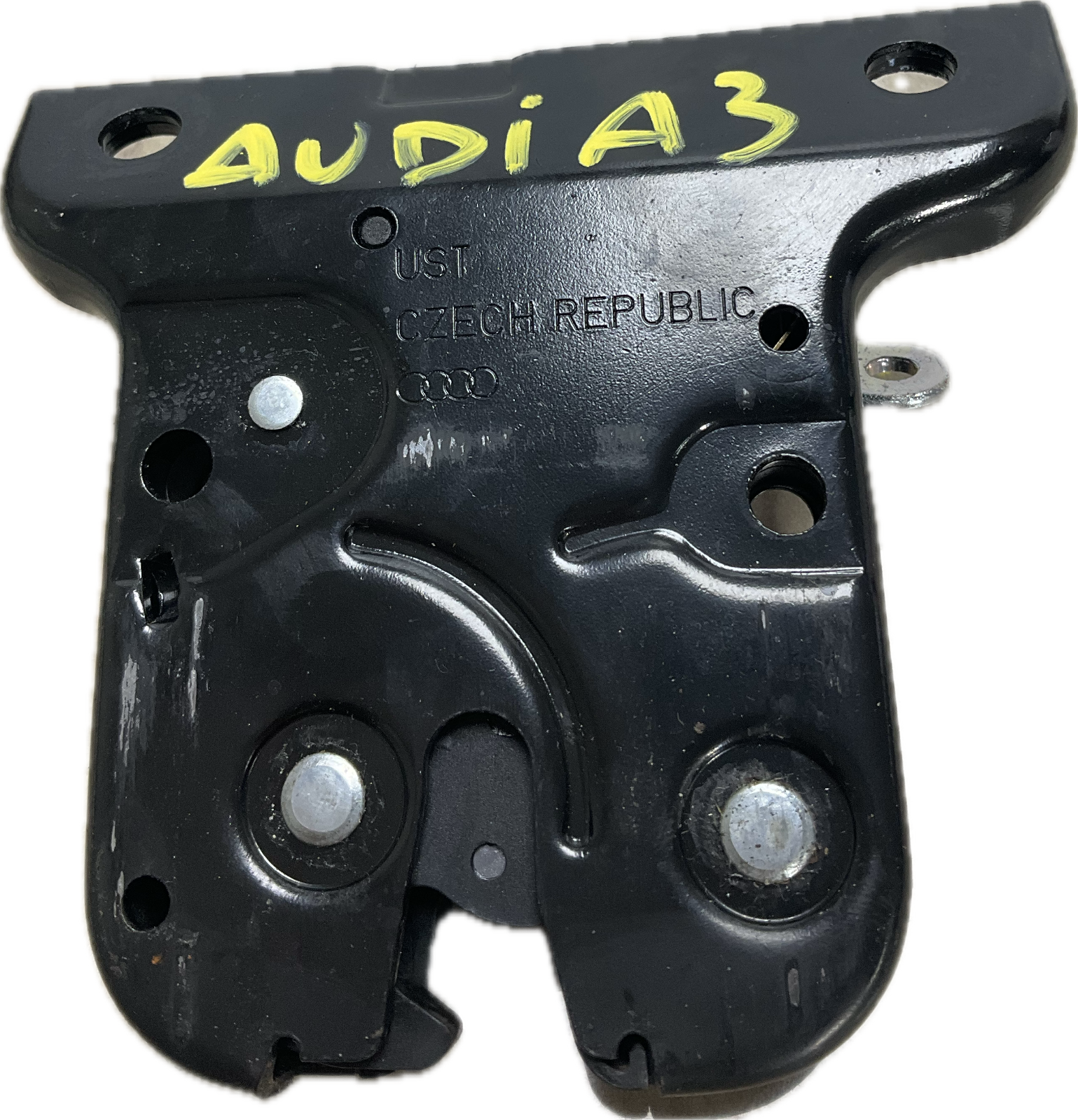 Serratura portellone posteriore per modello AUDI A3 anno dal 2003 ricambio usato