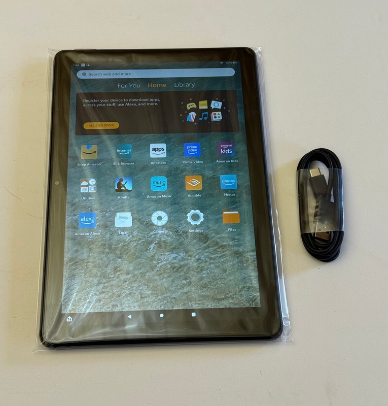 New! Amazon Fire HD 10 (13th Generation) 32GB, Wi-Fi, 10.1"