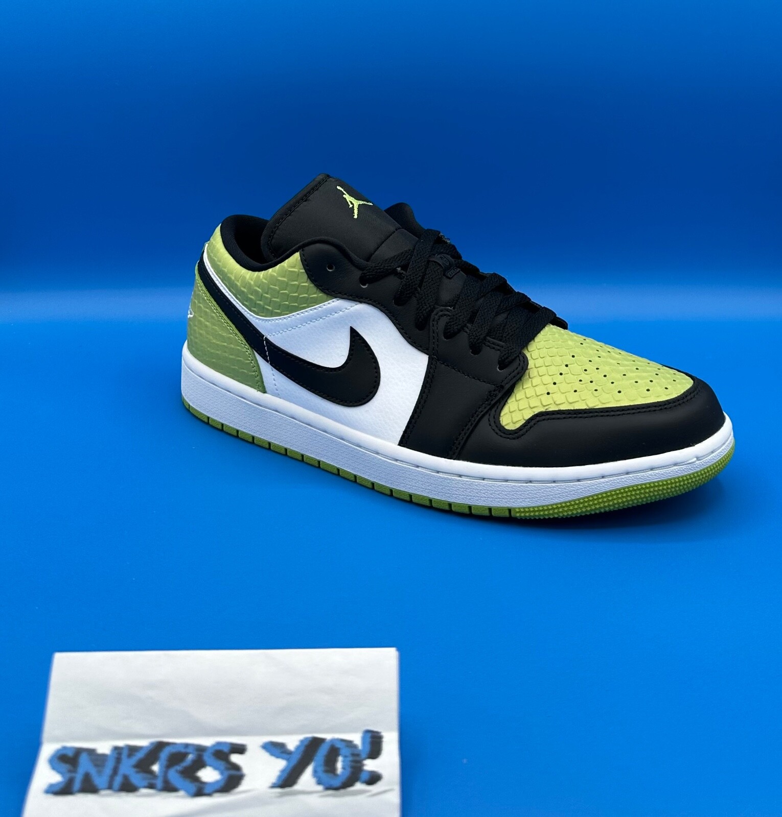 aj1 low cyber green