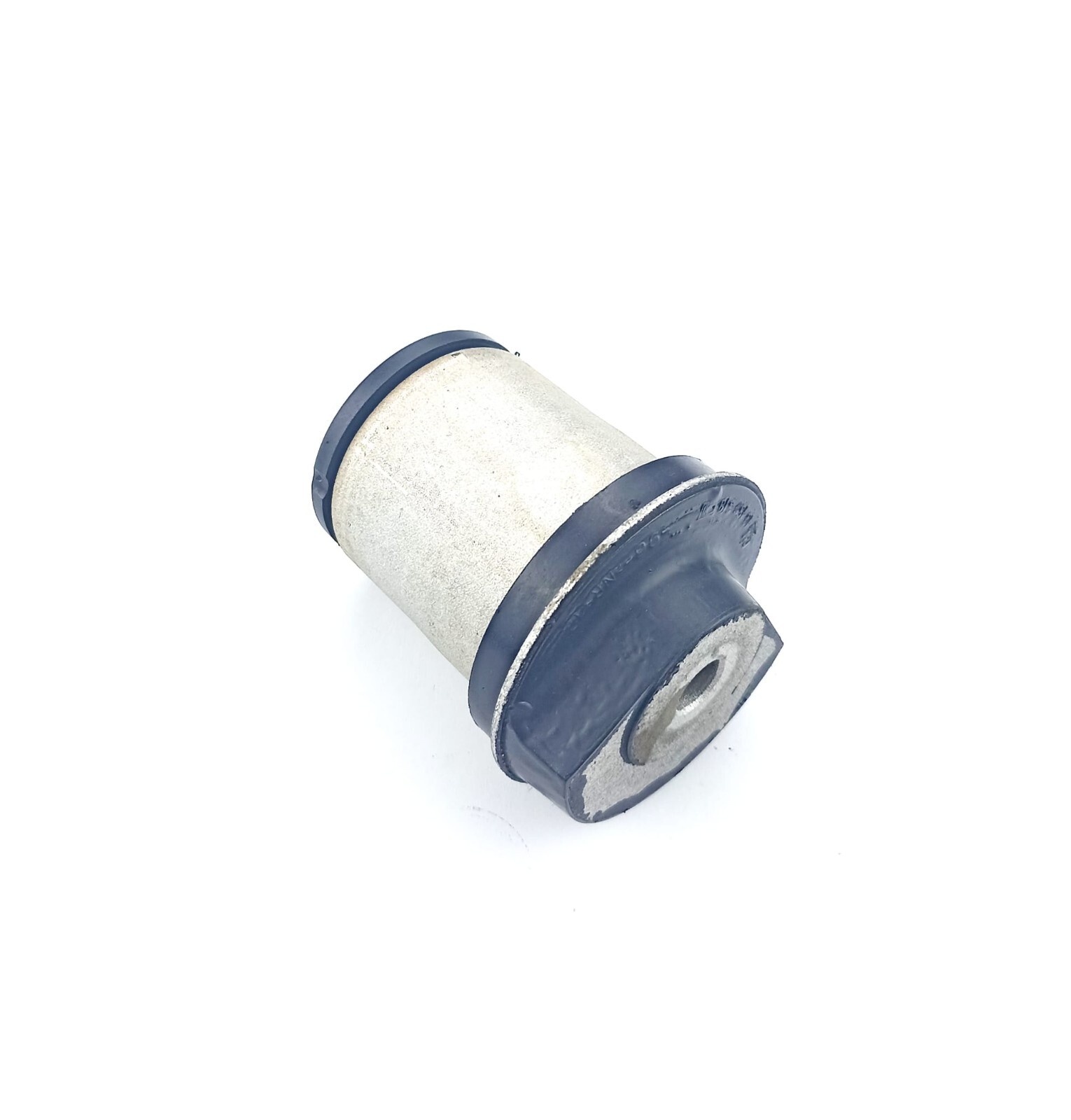 1x Original GM/Vauxhall 13157518 Bushing Rear Axle Astra G