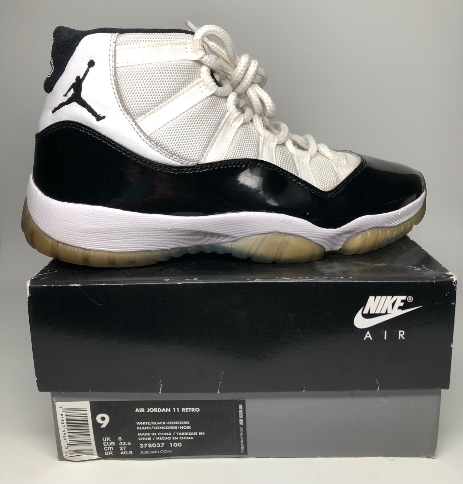 2018 Nike Air Jordan XI 11 Concord Retro Sneaker Size 9 With 2018 Nike Air Jordan XI 11 Concord Retro Sneaker Size 9 With