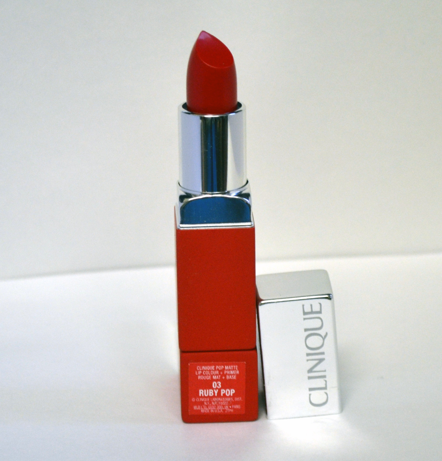 Clinique pop matte lip colour + primer. Pop matte. Pop matte. Помада clinique pop matte 02 icon pop. Помада clinique 06.