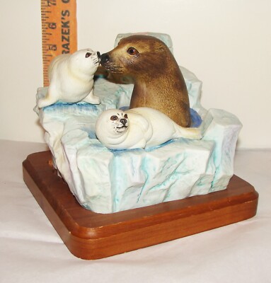 Cyrus Noble MAMA MOTHER & BABY SEALS SEAL FAMILY decanter on wood base