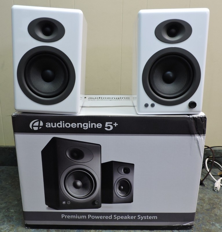 Audioengine A5+ Wireless Powered 