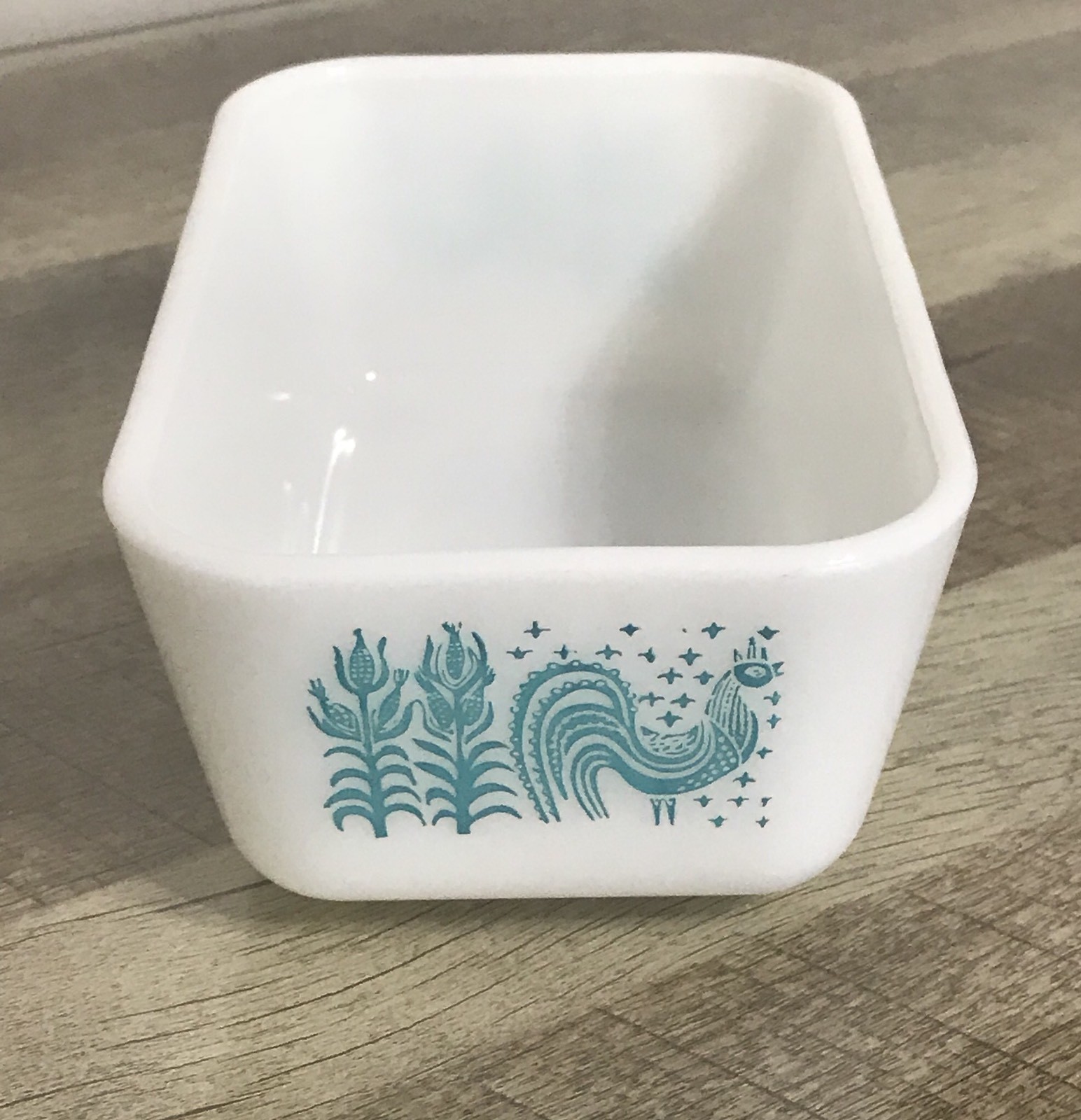 Vtg Pyrex 1 1/2 pt Amish butterprint turquoise rooster Refrigerator Dish no lid