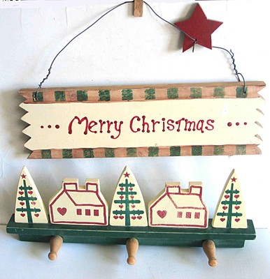 Merry Christmas Holiday Painted Wood Sign Hanger and 3 Peg Rack 12