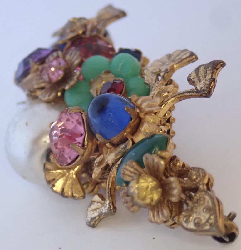 Download VINTAGE MIRIAM HASKELL BEADED MULTI COLOR RHINESTONE GLASS PEARL FLOWER BROOCH | eBay