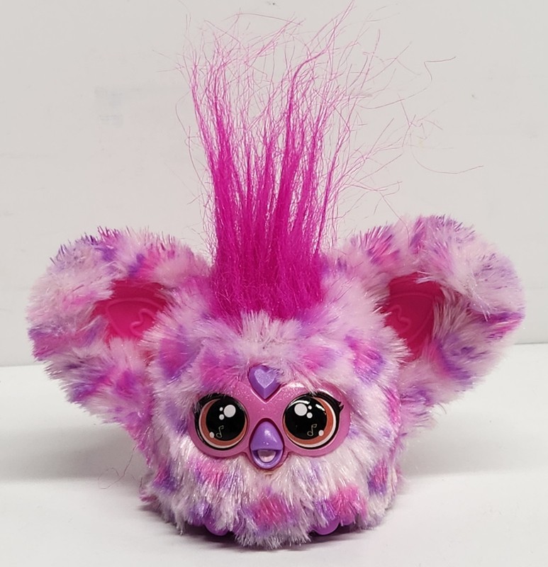 Hasbro  Furby Plush Key Chain 2023 Interactive Toy