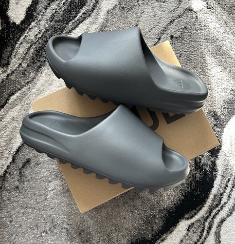adidas Yeezy Slide Granite Size 9, 10, 11, 12 Men’s ID4132 *Free Fast Ship* adidas Yeezy Slide Granite Size 9, 10, 11, 12 Men’s ID4132 *Free Fast Ship*