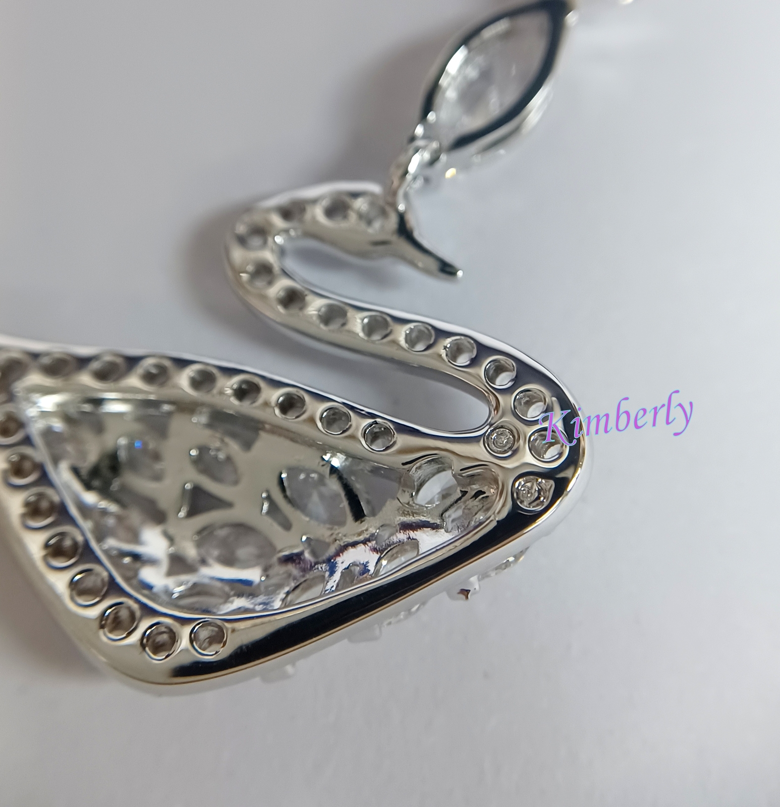 SWAN LAKE:PENDANT CZWH/RHS[並行輸入品] Swarovski Swan Lake 5259152 Women\u0027s White Crystal Pendant Necklace MSRP $189