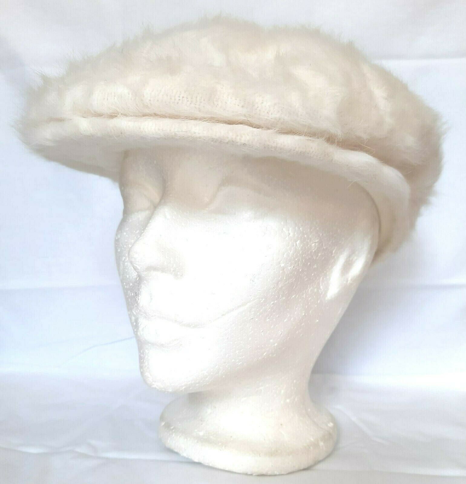 KANGOL FURGORA 504 CAP ANGORA MEDIUM unisex - Juicy Lucy's Steakhouse