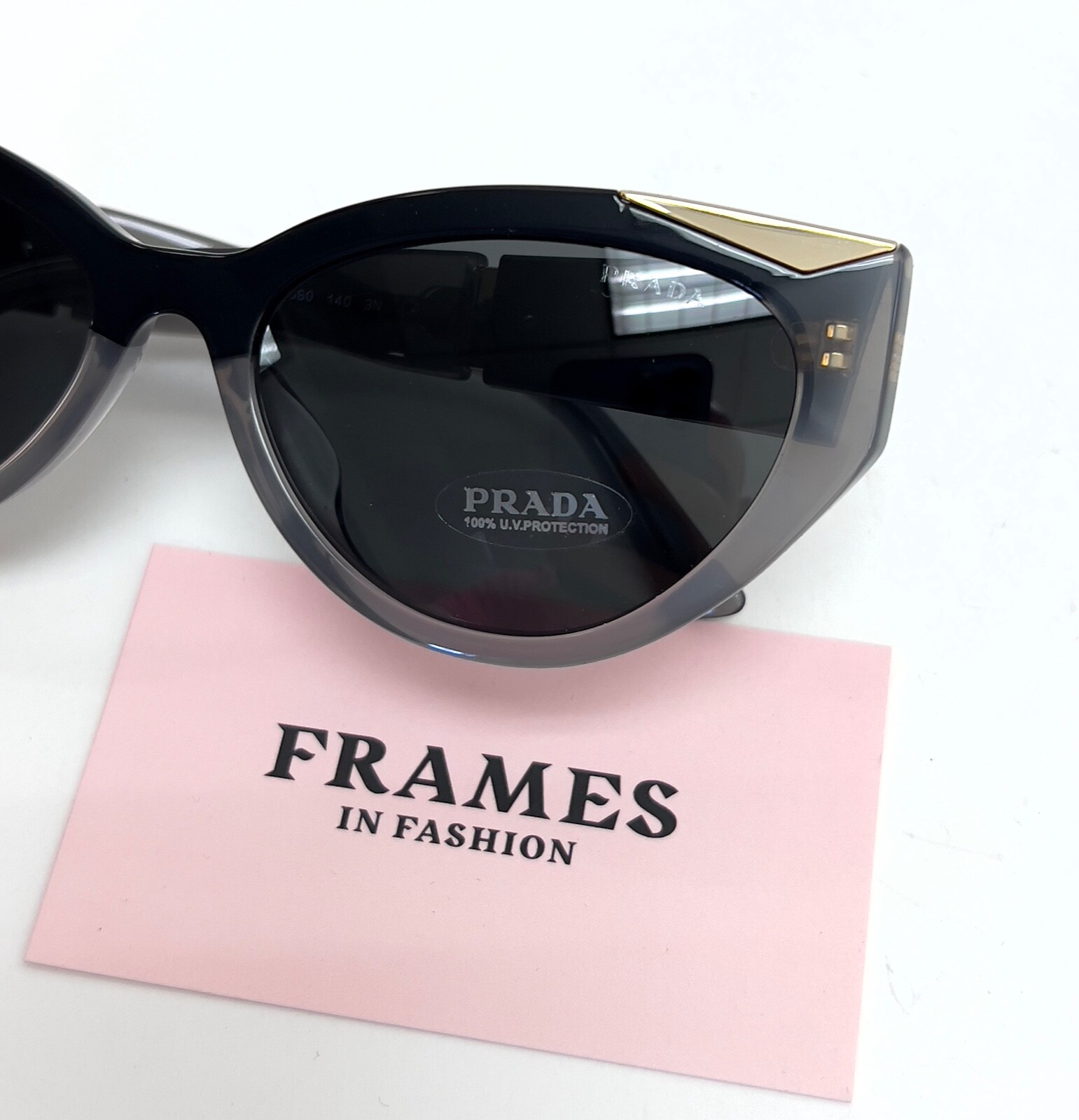 Pre-owned Prada Symbole Black Gray Triangle Pr03ws 03w Cat Eye Fashion Sunglasses 55mm