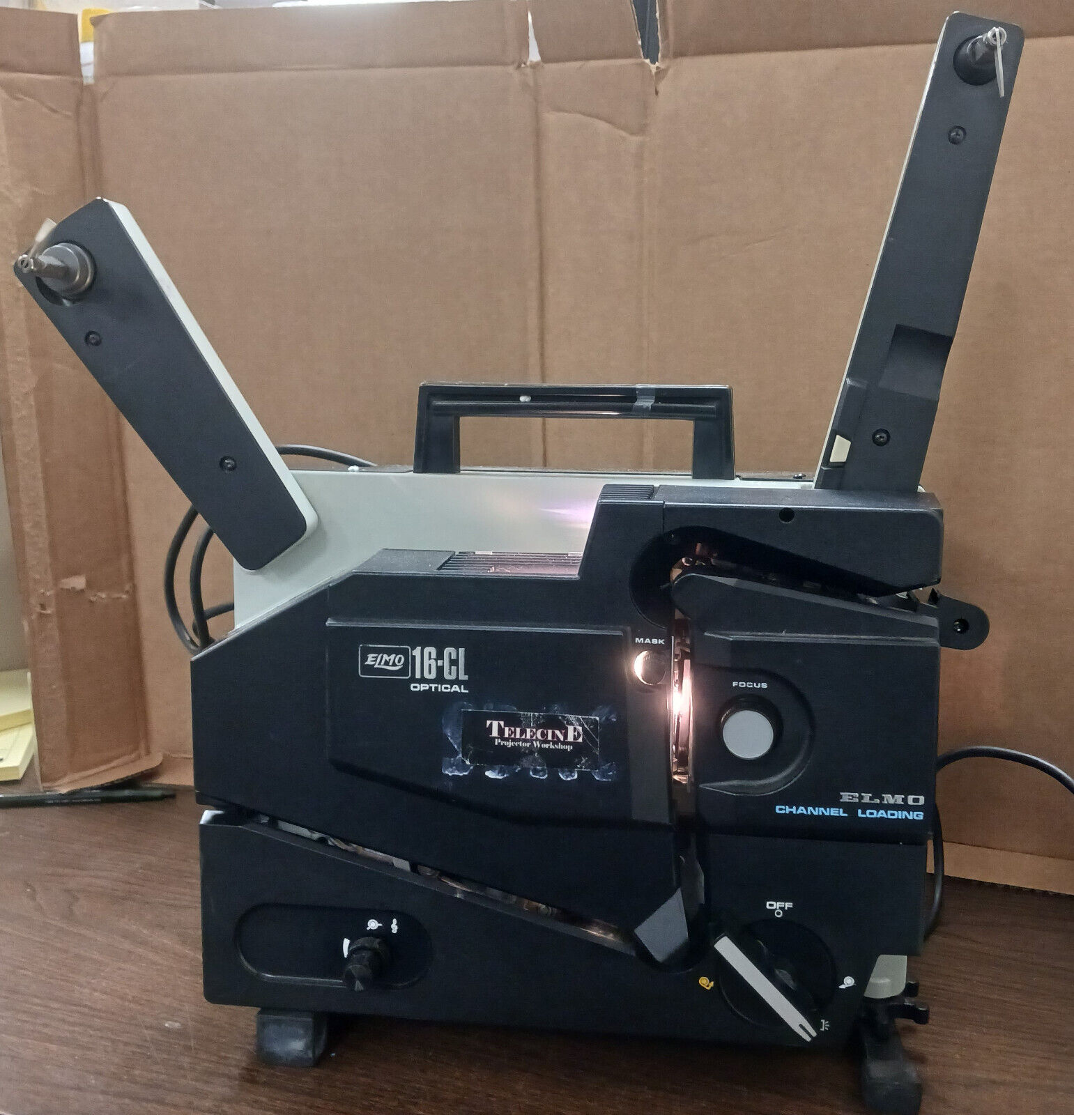 ELMO 16CL 16mm Telecini Projector 5 Blade Shutter ELMO 16CL 16mm Telecini Projector 5 Blade Shutter