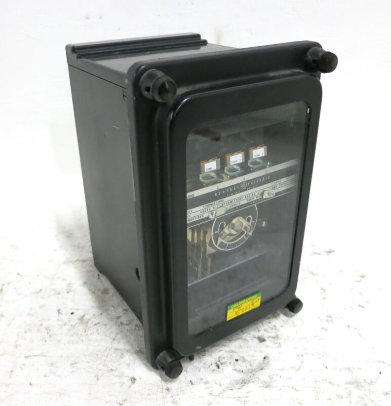 GE 12RPM11D2A Timing Relay Type RPM 125 VDC 1A General Electric