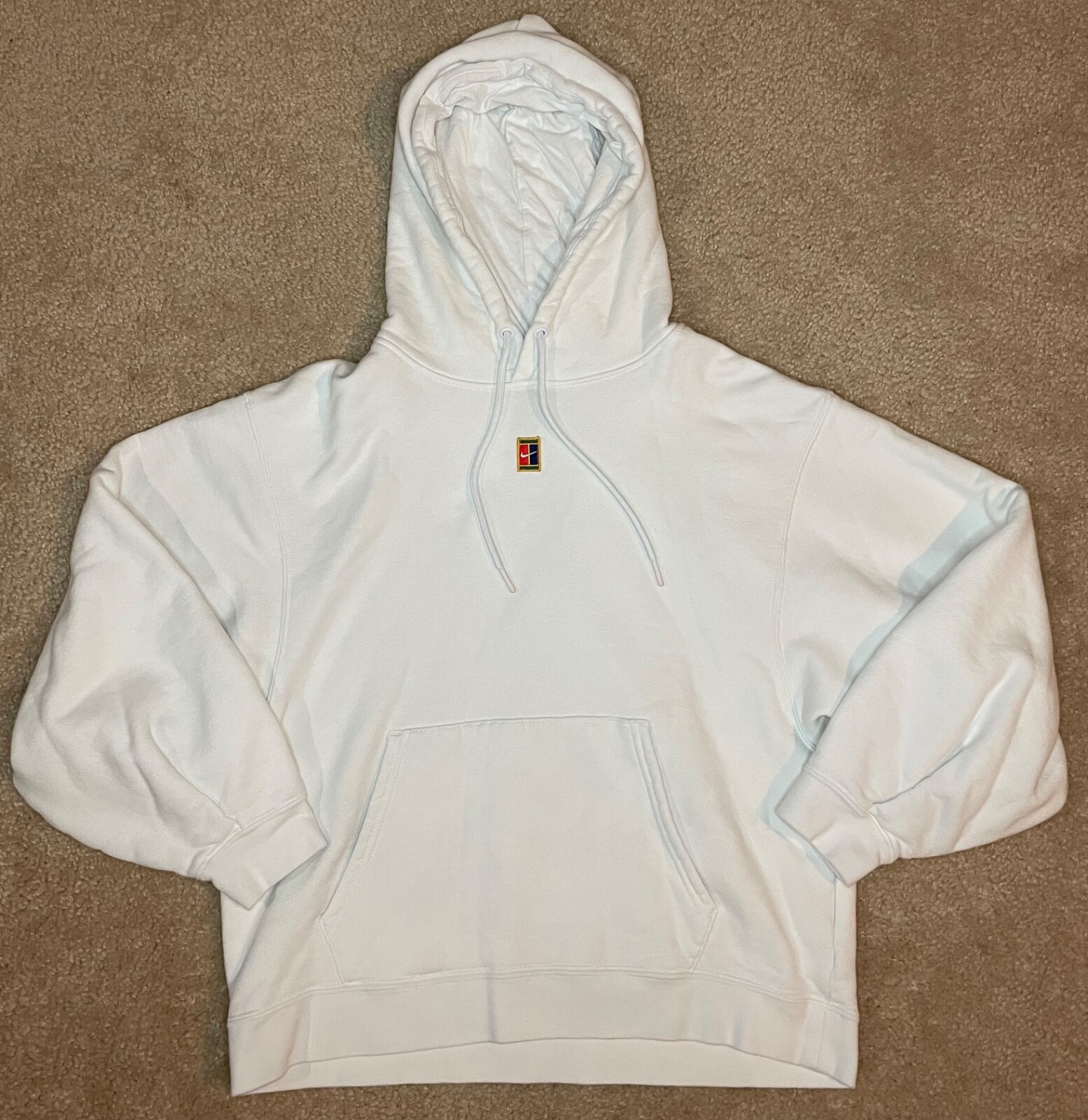 【おすすめアイテム】Nike Swoosh Court Overhead Hoodie おすすめアイテム】Nike Swoosh Court Overhead Hoodie (Nike