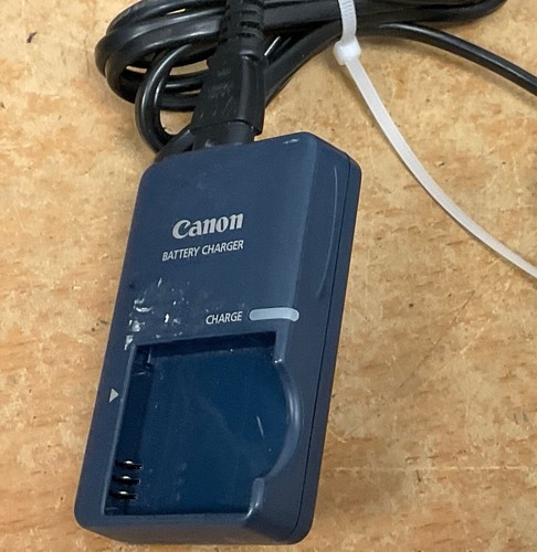 Canon CB-2LVE G Battery Charger Compact Power Accessory for Cameras
