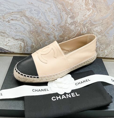 Chanel Beige/Black Lambskin Leather CC Espadrille Flats Size 7.5