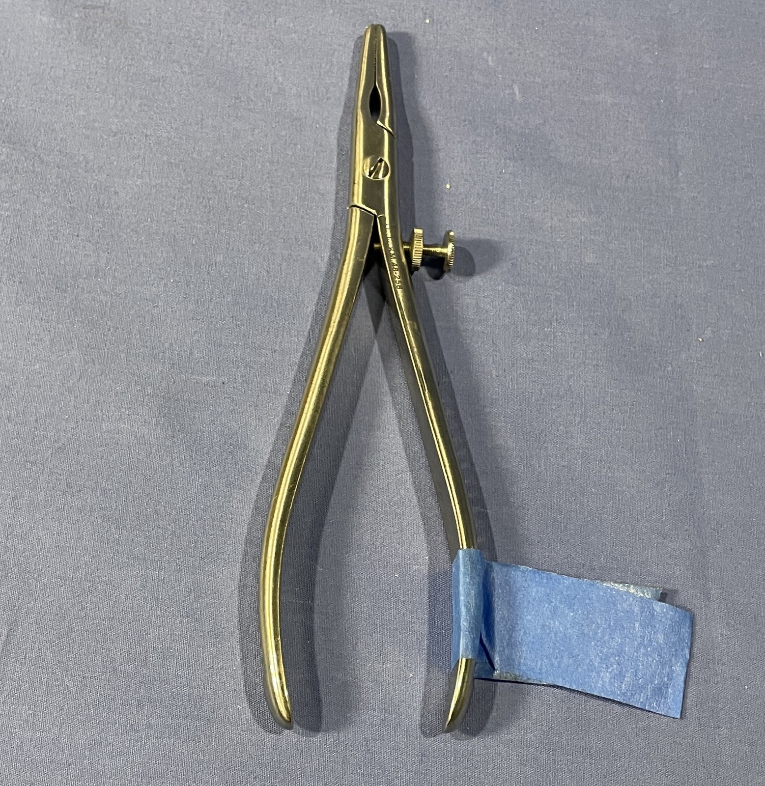 KMedic 48-258 K-Wire Extraction Pliers with Screw Lock